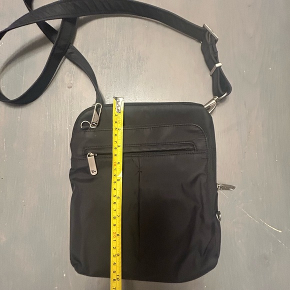 Travelon crossbody⭐️ - Picture 3 of 6